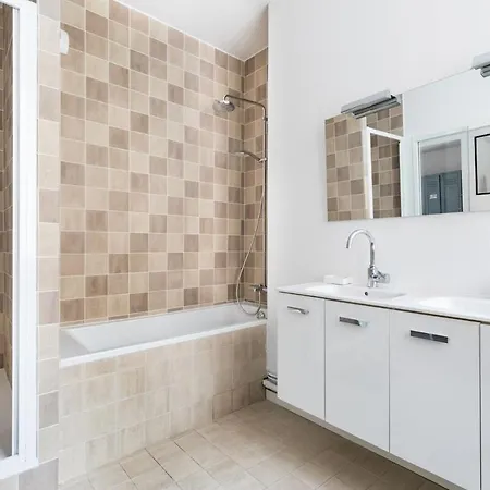 Apartment Tea&chill - Nice Triplex Loft - With Garden Montreuil (Seine-Saint-Denis)